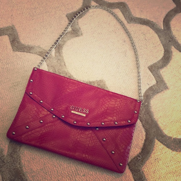 Pink Guess  Faux Snake skin Clutch - Picture 1 of 5